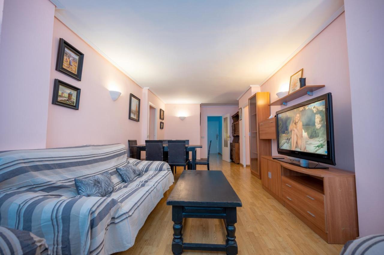 Beautiful Parque Loix 4 Bedroom Apartment Shared Pool, Tennis Court Benidorm Buitenkant foto