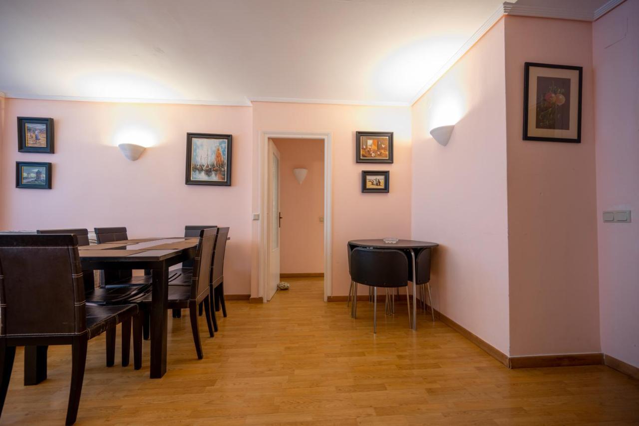 Beautiful Parque Loix 4 Bedroom Apartment Shared Pool, Tennis Court Benidorm Buitenkant foto
