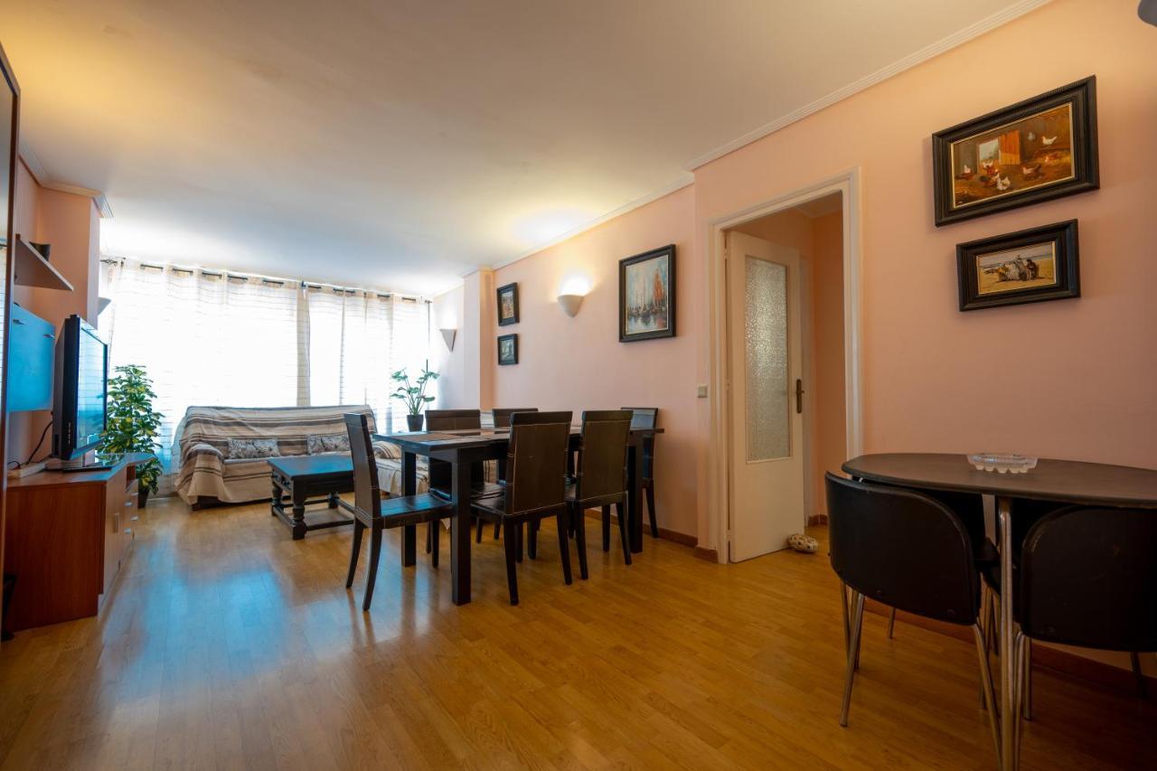 Beautiful Parque Loix 4 Bedroom Apartment Shared Pool, Tennis Court Benidorm Buitenkant foto