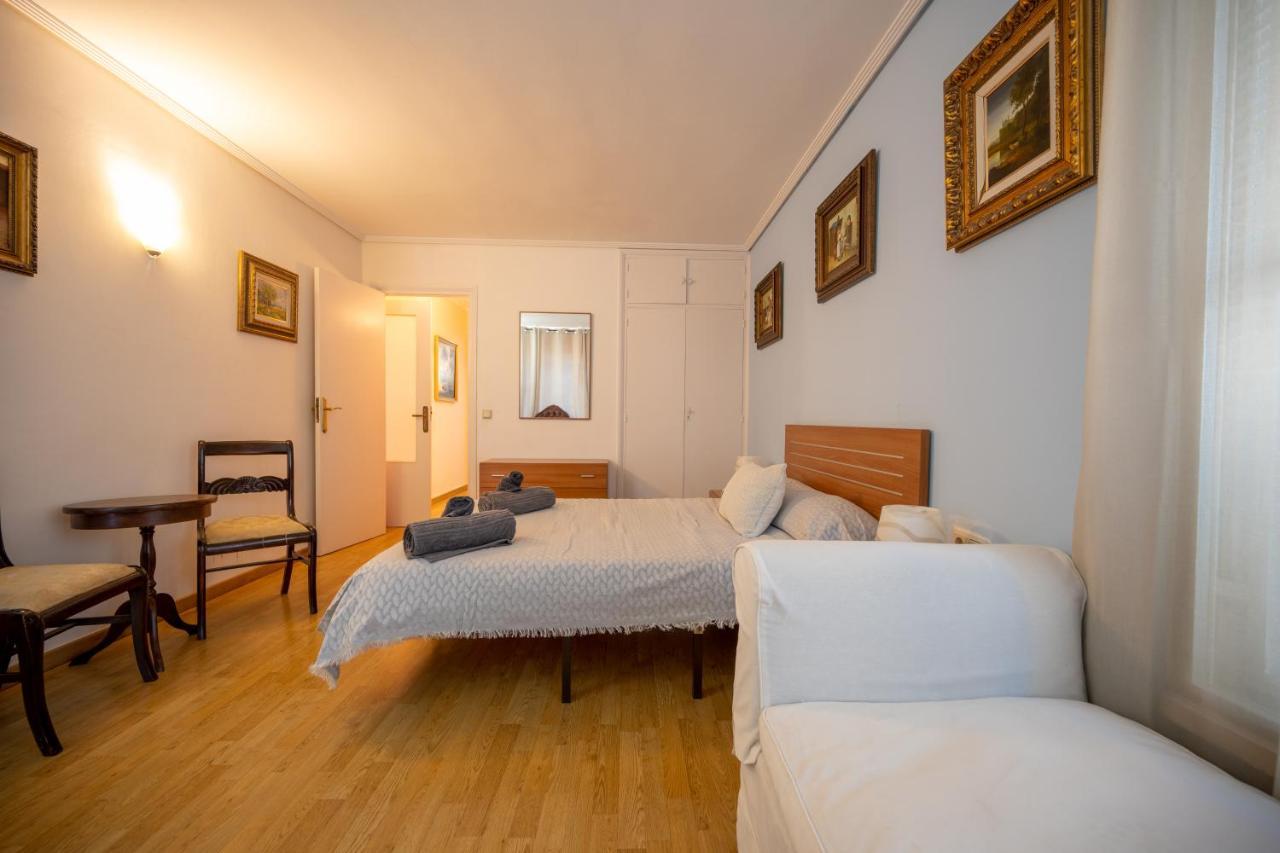 Beautiful Parque Loix 4 Bedroom Apartment Shared Pool, Tennis Court Benidorm Buitenkant foto
